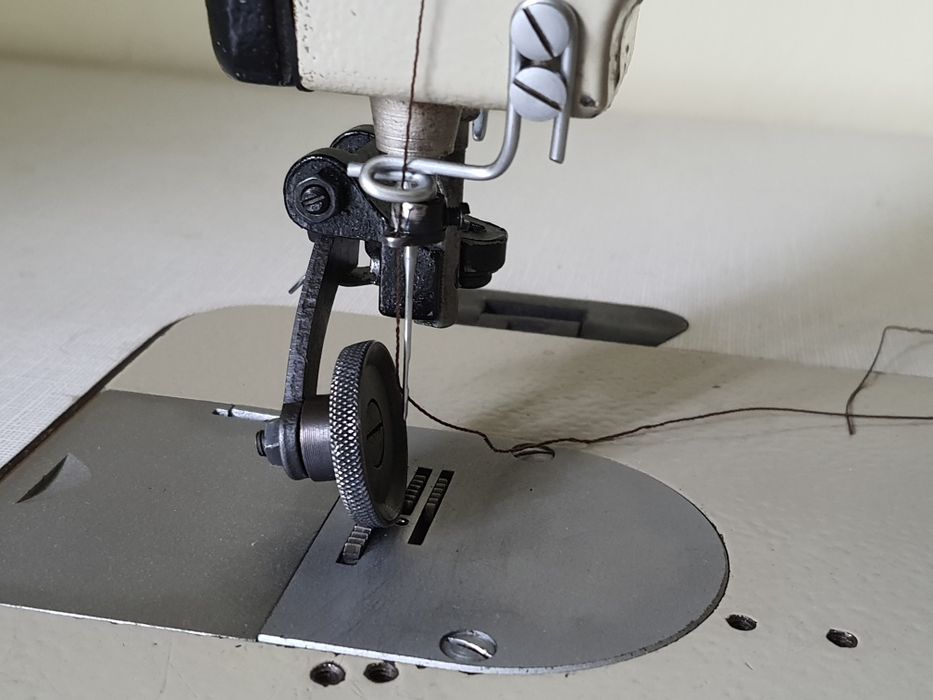 Швейна машинка Minerva