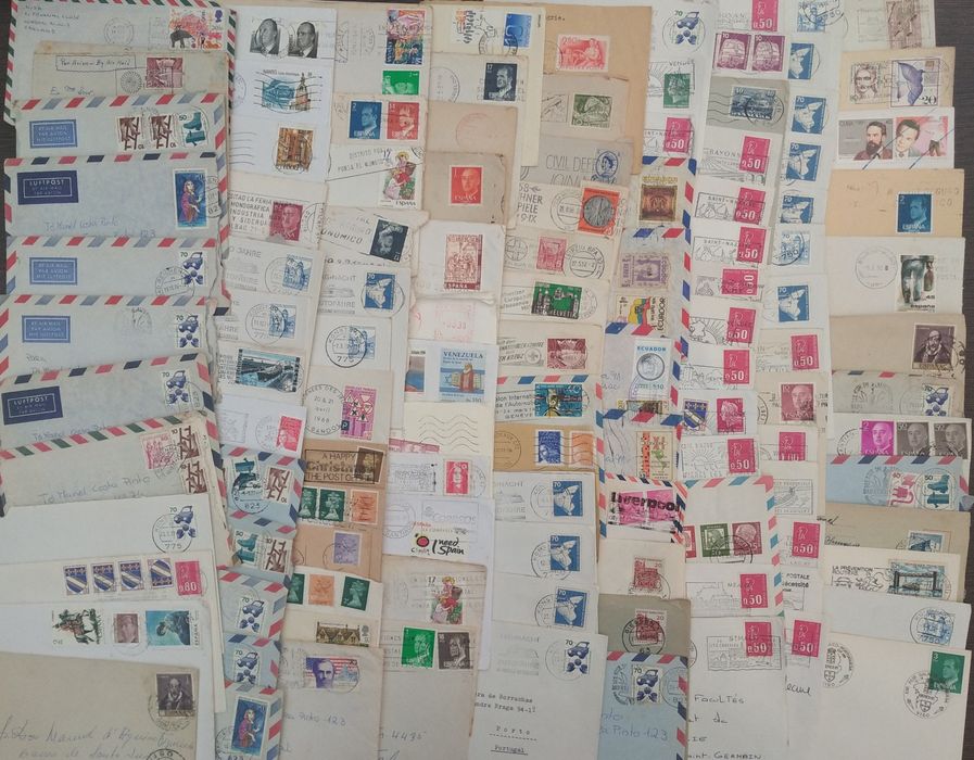 Lote de 250 cartas, estrangeiro.