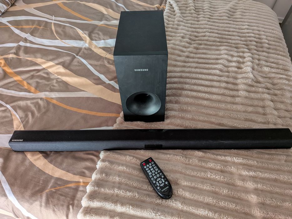 Soundbar Samsung HW-F350 usado