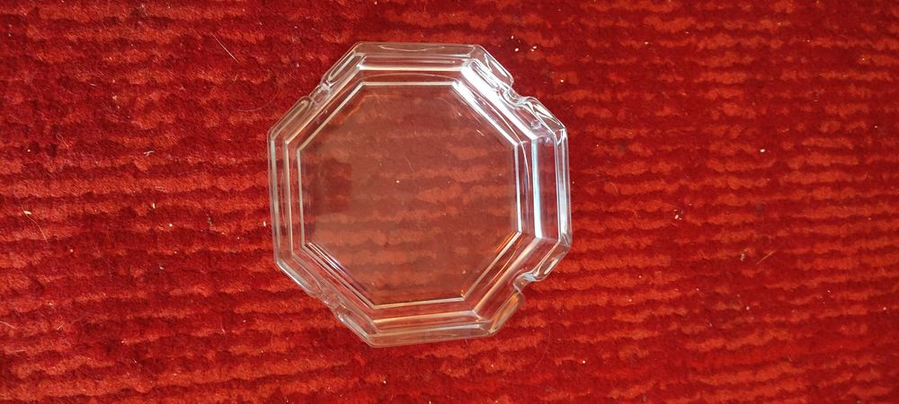 Пепельница стеклянная