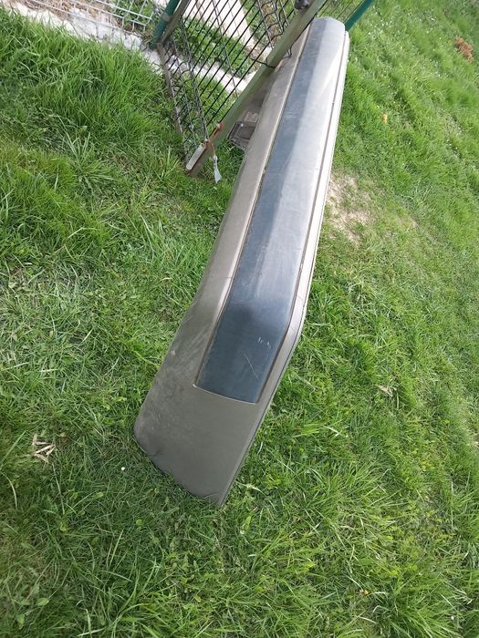 Zderzak tył tylny Mercedes w124 coupe