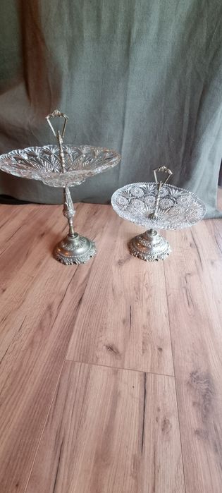 Patera kryształowa na metalowej nodze – PRL, vintage, lata 70.