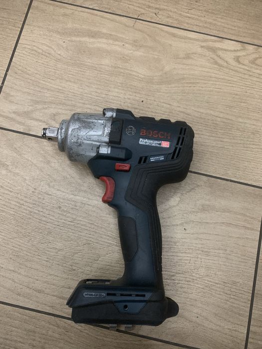 гайковерт бош bosch gds 18v 450HC під ремонт не працює
