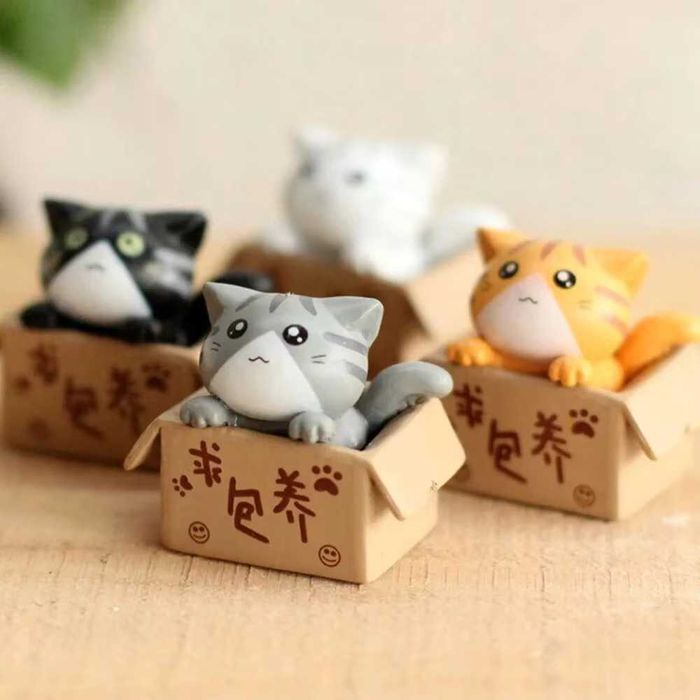 Миниатюрная фигурка Котик в коробке - кіт кішка кот