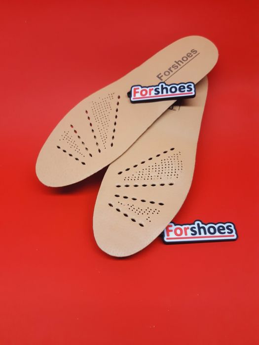 Skórzane wkładki podwyższające z perforacją. Rozmiar 44. Wyściółki.