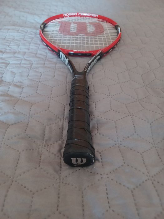 Raquete Wilson Roger Federer Junior – Excelente Estado