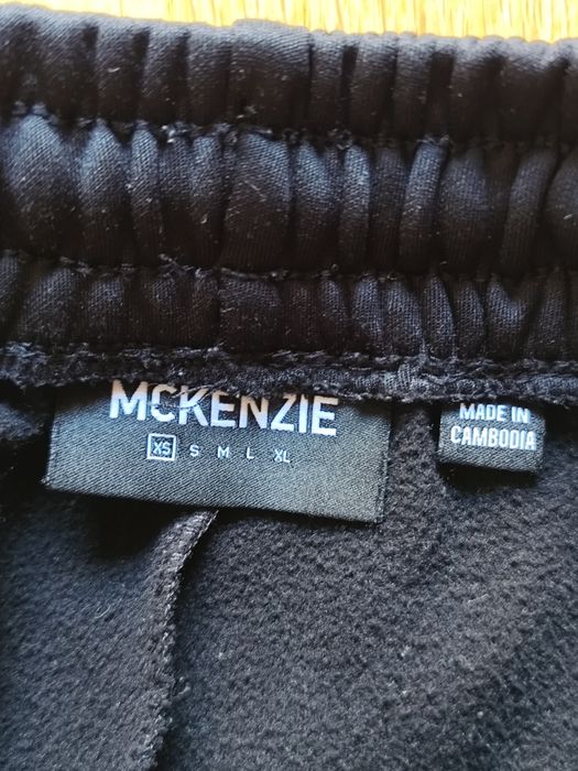 Calções desportivos Mckenzie