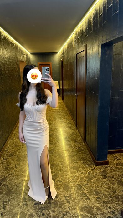 Плаття на випускний