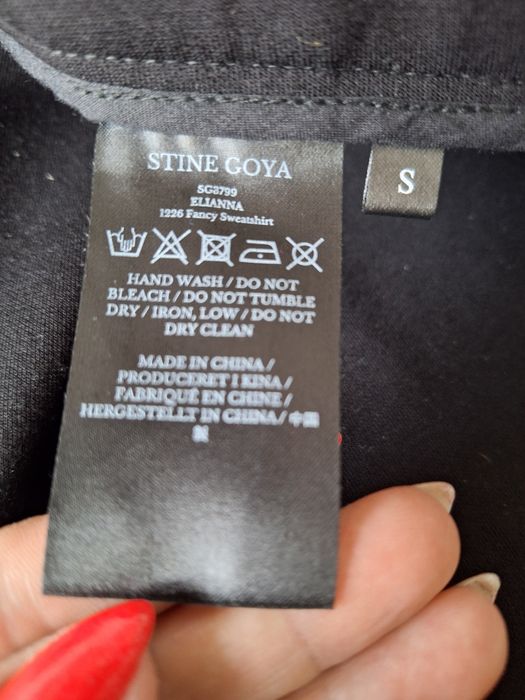 Eleganckie miękkie elastyczne spodnie Stine Goya rozm. S