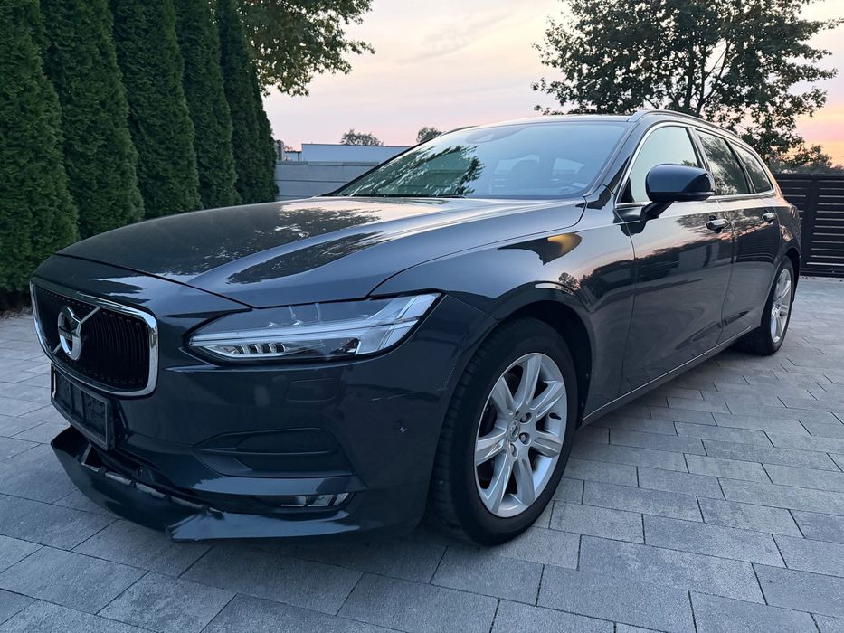 Volvo V90 ~~ Sprowadzony z Niemiec ~~ Delikatnie uszkodzony~~