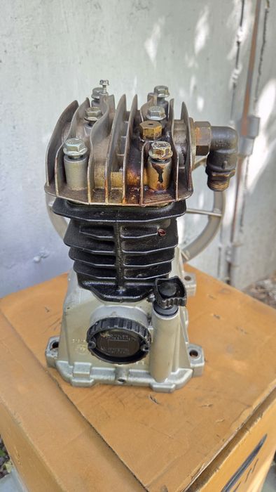 Продам  компрессорную головку блок FINI MK 113