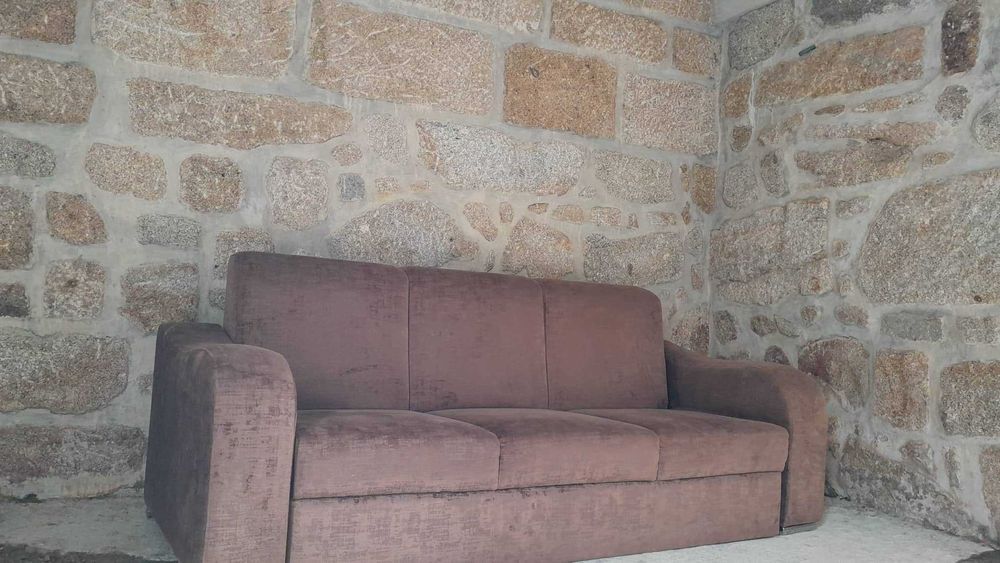 Sofá de qualidade e em muito bom estado