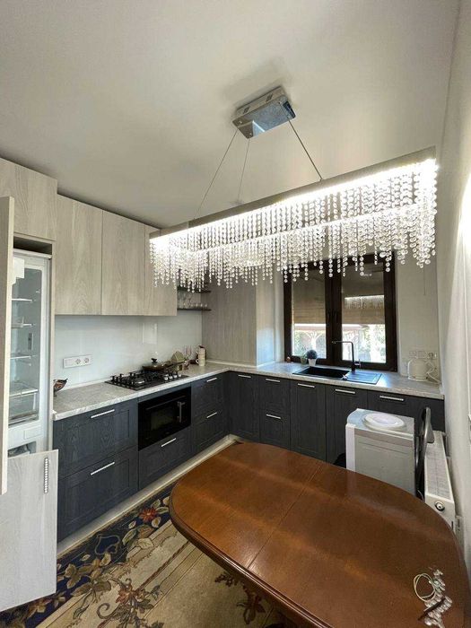 Продам будинок вулиця Юності