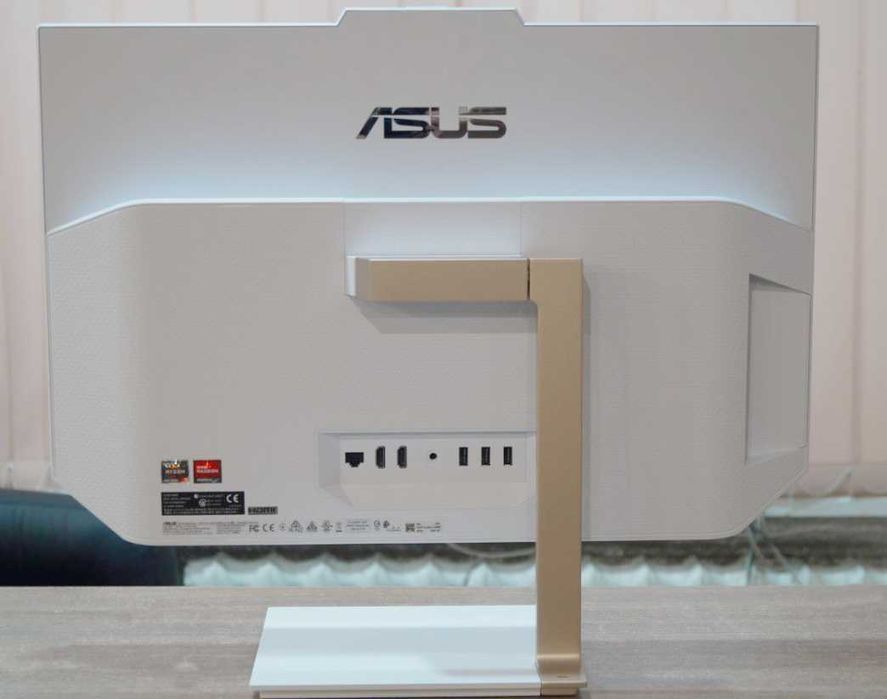 ЯК НОВИЙ Моноблок Asus (23.8" FullHD/Ryzen 3 5300U/RAM 8/SSD 256)TVOYO