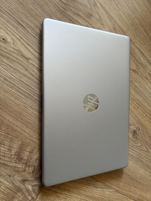 Laptop HP 15s Ryzen 7/16GB/512SSD