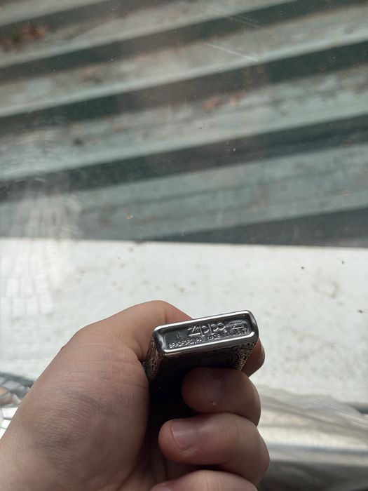 Оригінальна запальничка Zippo Constantine