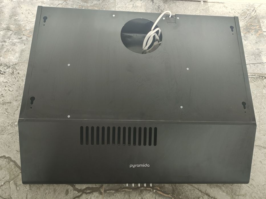 Витяжка на кухню PYRAMIDA MH60BL