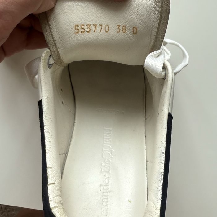 Alexander McQueen Oversized Sneakers кросівки prada