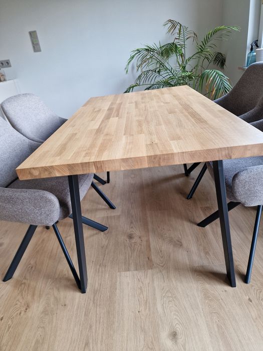 Nowy stół dębowy 80x140