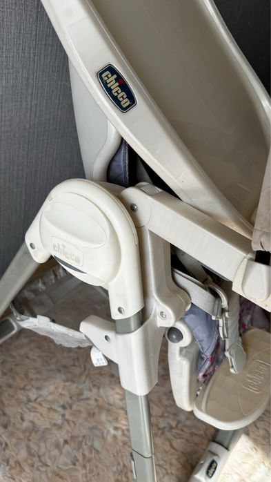 Стільчик Chicco Polly Magic