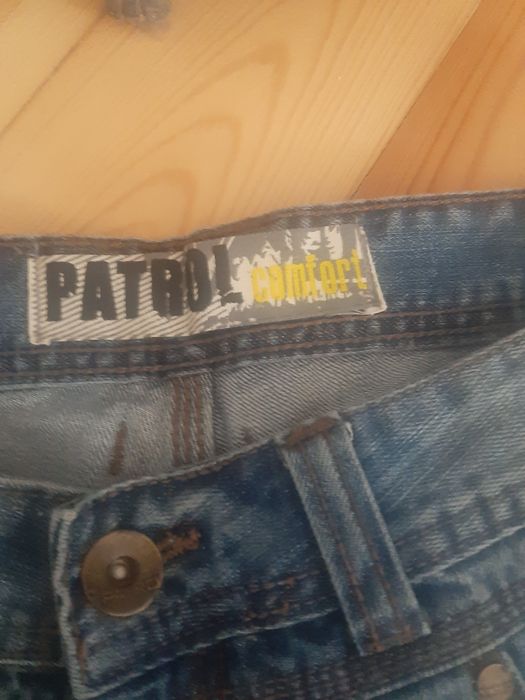 Męskie spodenki jeansowe roz 36