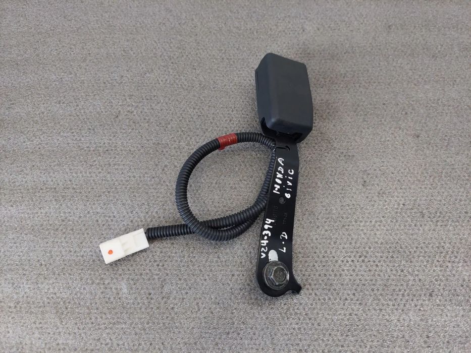 Encaixe de cinto frente direito HONDA Civic VIII Hatchback (FN_, FK_)