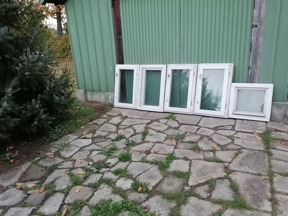 okna do kurnika, szopy, komórki 4 szt + 1 gratis