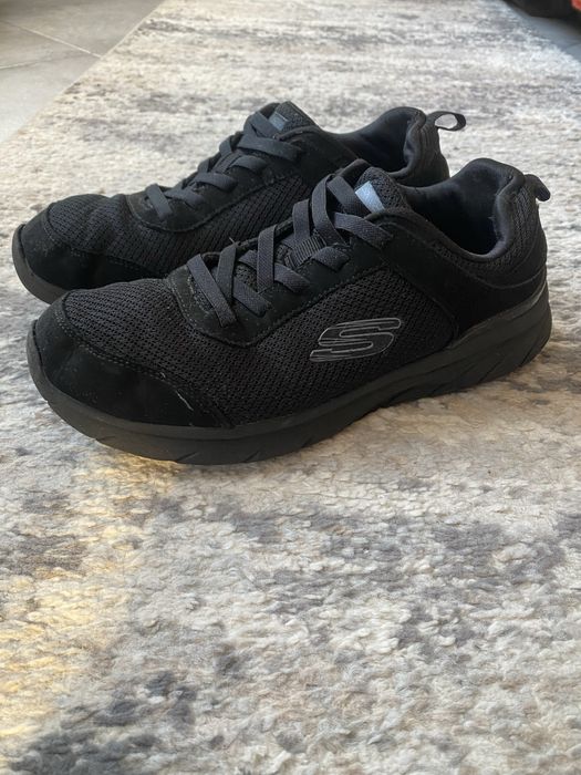 Оригінальні кросівки  SKECHERS 39