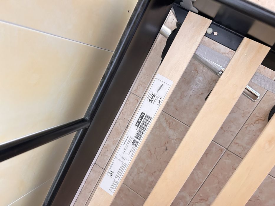 Conjunto Cama IKEA 140x200 + Colchão Dormus (Como Novo)