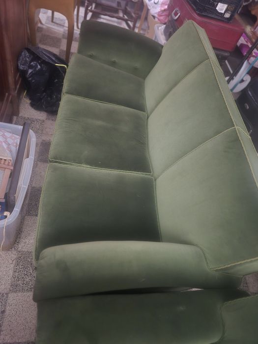 Sofá vintage praticamente novo