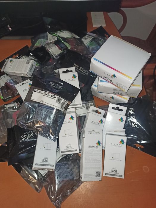 Różne tusze do drukarki CANON (ZAMIENNIKI)