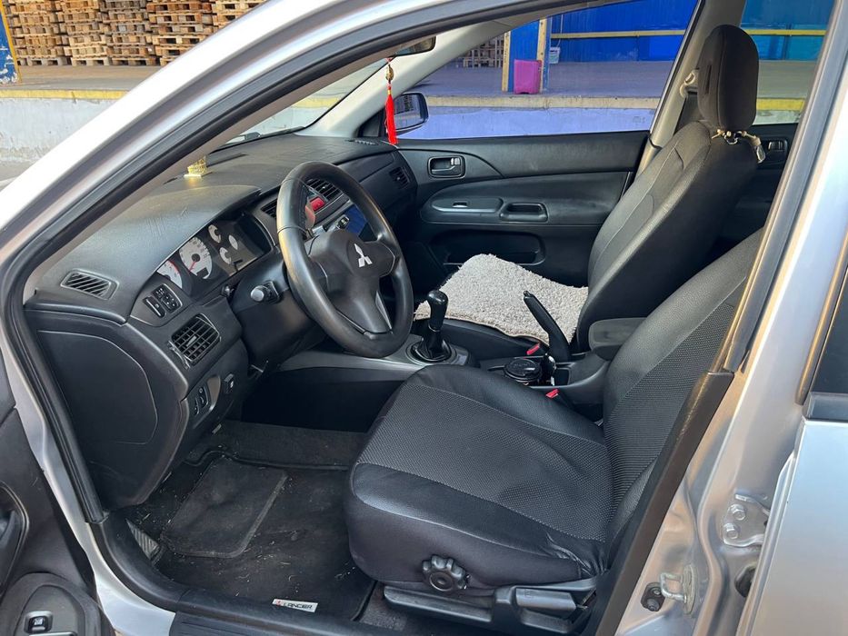 Mitsubishi lancer 2008