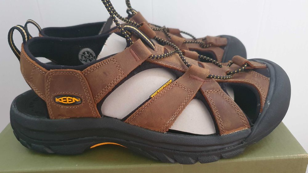 Сандалі трекiнговi KEEN трекинговые сандали