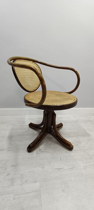 Vintage 5501 Thonet Fameg Radomsko obrotowy plecionka 2 szt