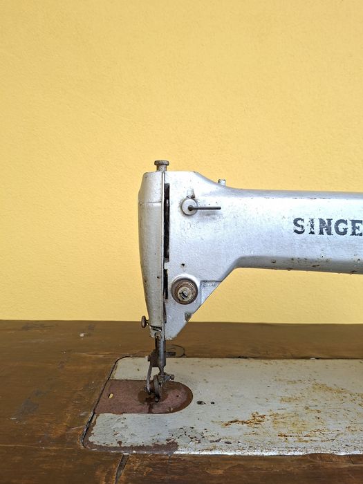 Máquina de costura Singer antiga – sapateiro