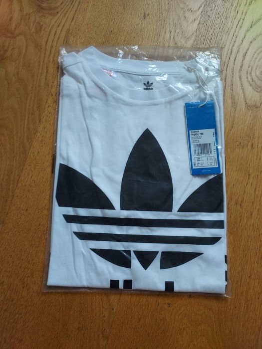 Bluzka z krótkim rękawem tshirt adidas originals biała L 164