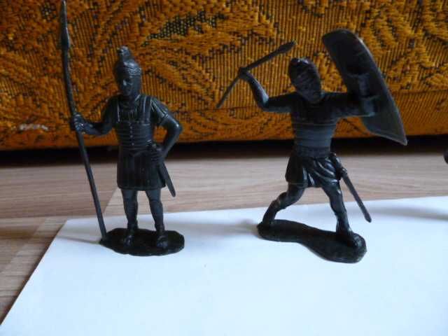 Фигурки воинов (солдатиков), солдаты Красной армии, римляне, поселенцы