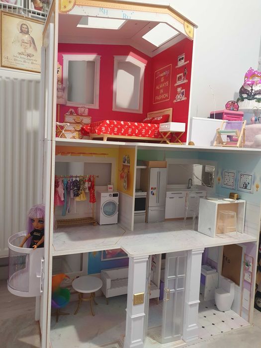 Domek Rainbow High z jacuzzi