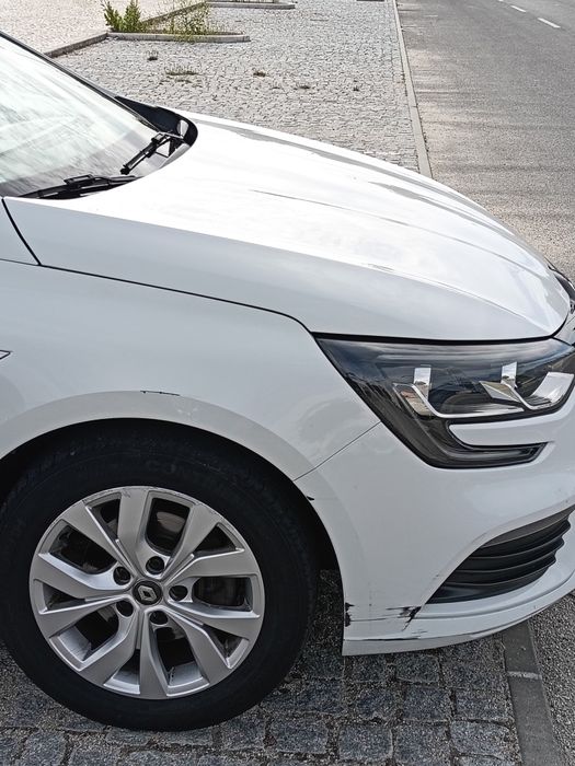 Megane lV ano 2020/06 340km