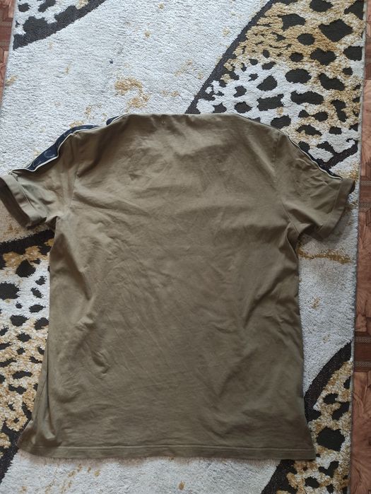 Футболка Fred Perry з лампасами