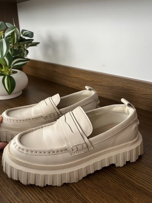 Туфельки лофери  Zara розмір 34
