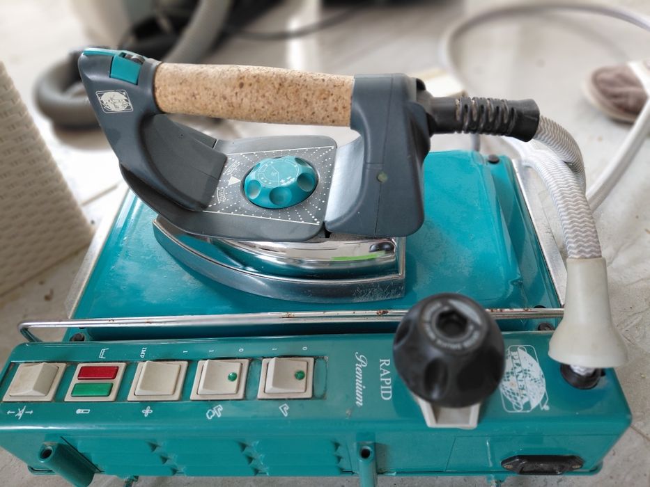 Продам праску  парову станцію