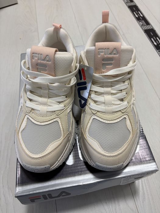 Кросівки Fila charge w, кроссовки бежевые