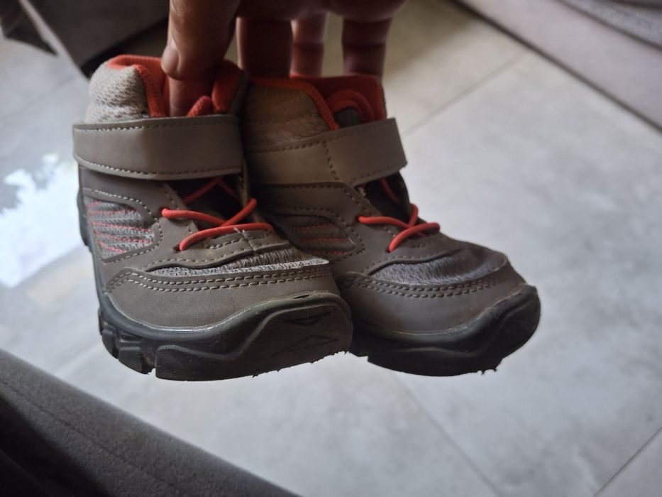 Buty trekingowe quechua dziecięce rozm. 26