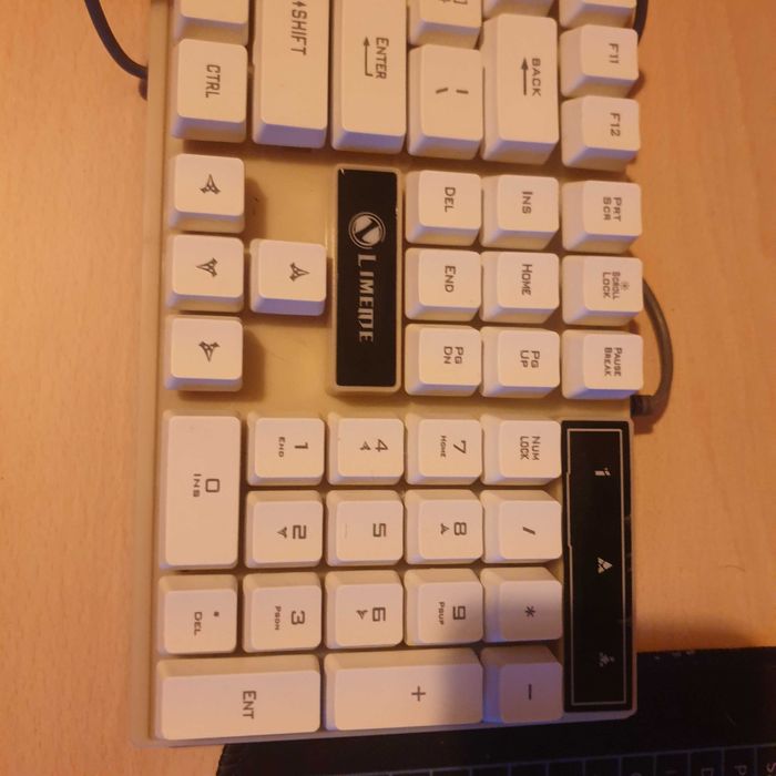 Teclado com fios "Limeide" RGB - 15€64737978544899121