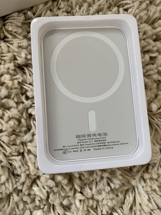 Павербанк MagSafe 5000 10000 PowerBank магсейф
