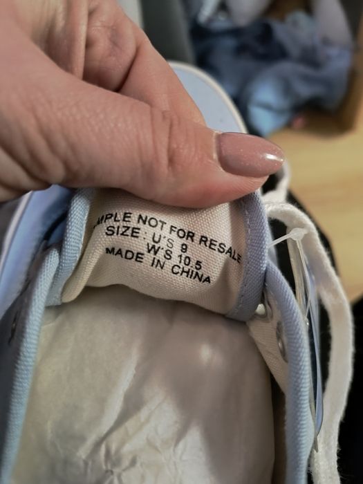 Nowe błękitne trampki Vans