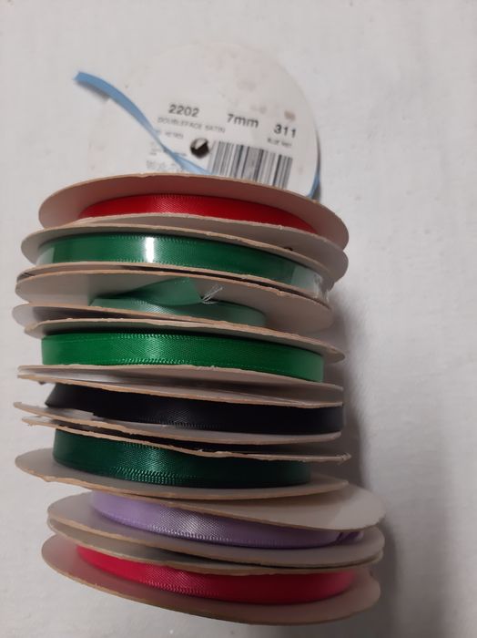 Fitas de cetim e veludo