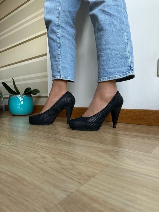 Sapatos salto preto Donni