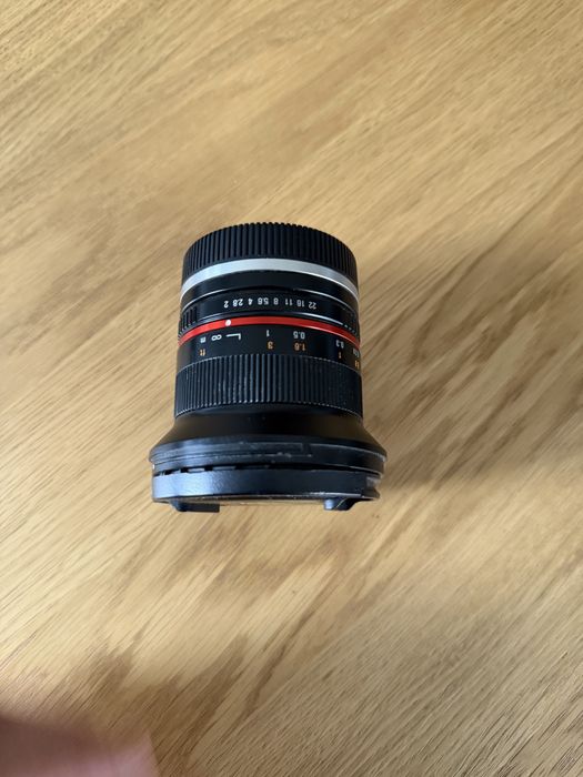 Sony Alpha 6000, obiektywy 12mm, 16-50 mm, 35 mm+Dodatki